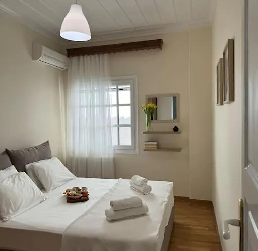 Apartment Artaki House With View *