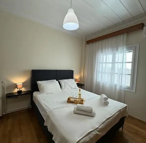 Artaki House With View Apartment *