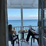 Artaki House With View * Koróni