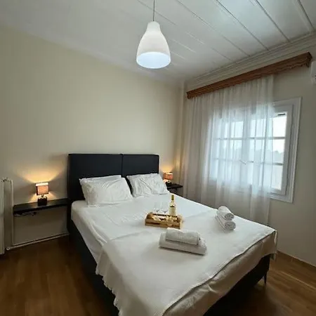 Artaki House With View Apartamento *